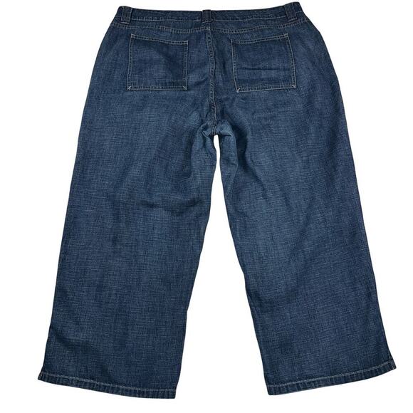 LL Bean Women’s Wide Leg Chambray Weight Denim Cropped Pants Jeans Size 16 - Picture 6 of 8